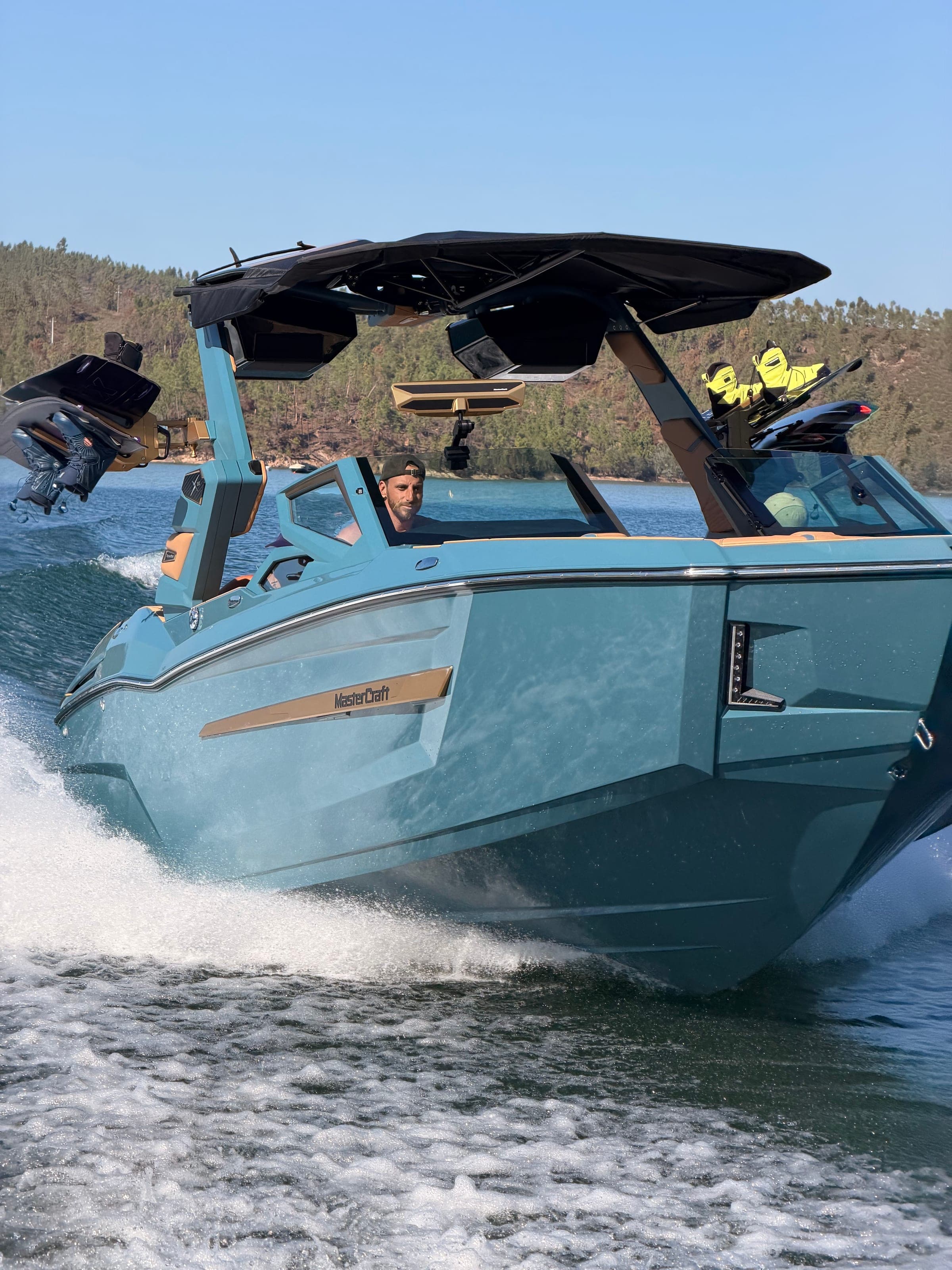 2027 MasterCraft X23 at the dock