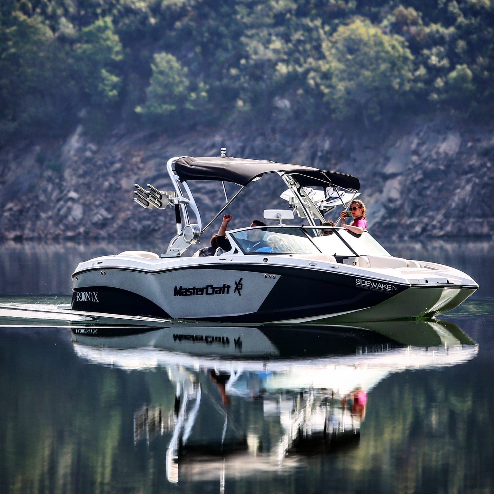 Lake life at Sidewake 9